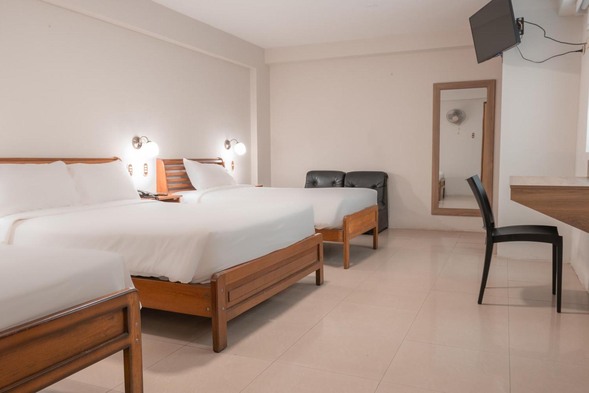 Hotel Alexander Trujillo Værelse billede